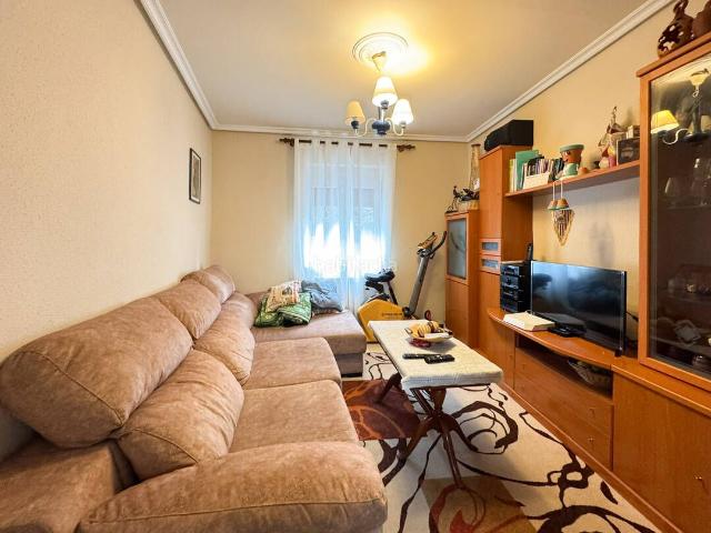 Piso en venta en Grupo Santa Bárbara, Urretxu