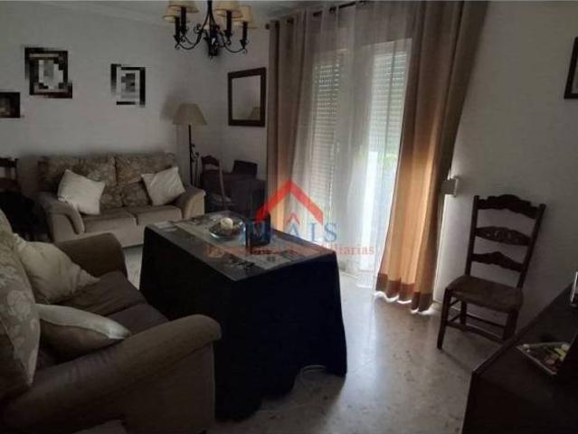 Piso en venta en Utrera, Andalucía