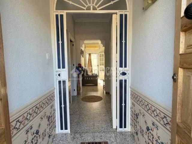 Piso en venta en Utrera, Andalucía