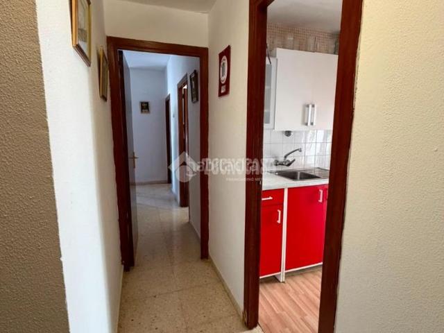 Piso en venta en Utrera, Andalucía