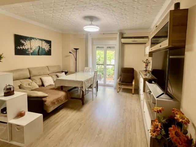 Piso en venta en Utrera, Andalucía