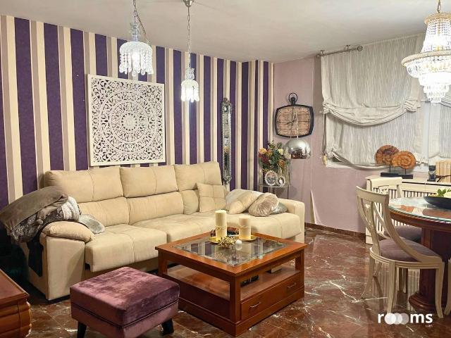 Piso en venta en San Bartolomé, Jaén