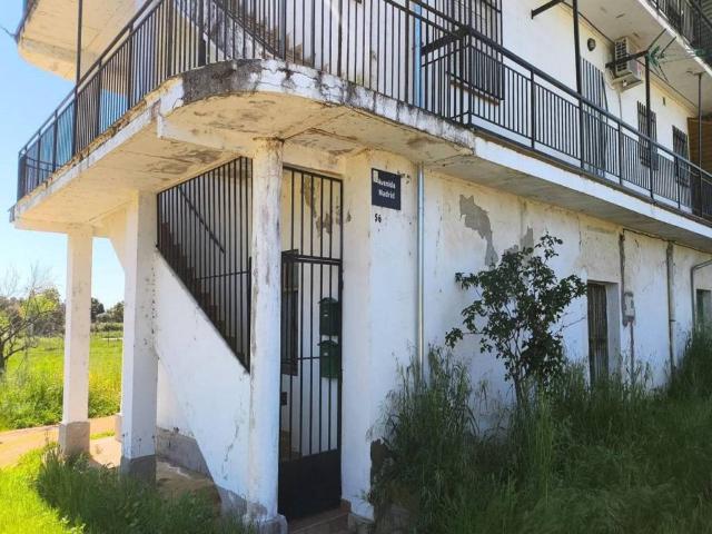 Piso en venta en Valdecaballeros, Extremadura