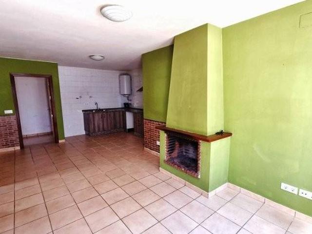 Piso en venta en Valdelarco