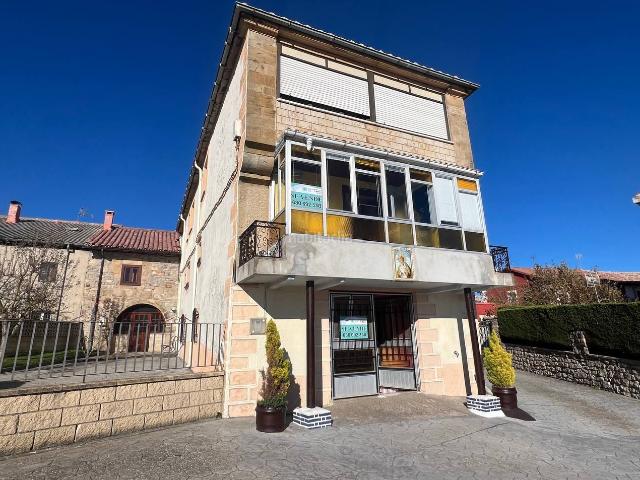 Piso en venta en Valdeolea, Cantabria