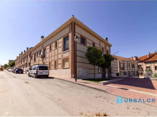 Piso en venta en Valdeolmos-alalpardo, Madrid