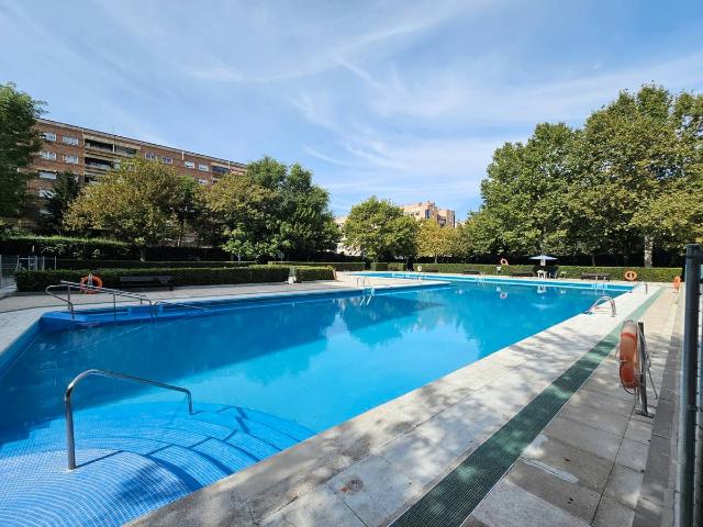Piso en venta en Alcorcón, Santo Domingo