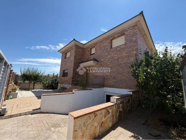 Casa en venta en Valdetorres De Jarama, Madrid