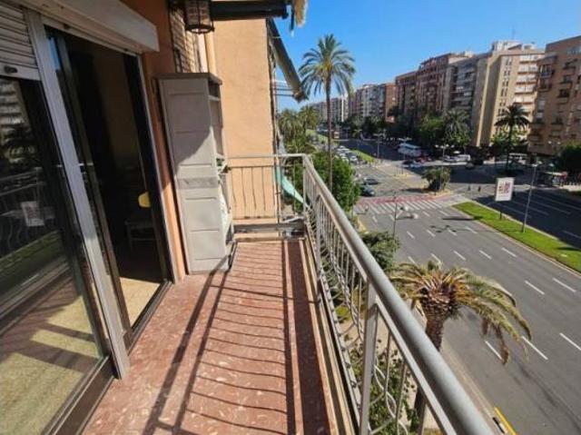 Piso en venta en Valencia, Quatre Carreres