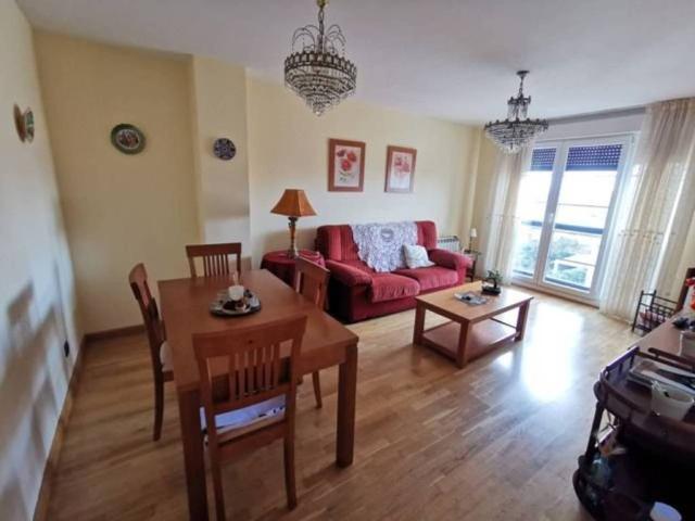 Piso en venta en Valencia De Don Juan, Castilla y León