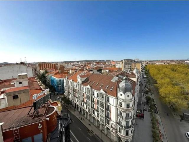 Piso en venta en Campo Grande, Valladolid