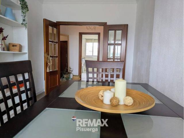 Piso en venta en Huerta del Rey, Valladolid