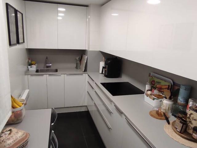 Piso en venta en Valle De Trápaga-trapagaran, Llano