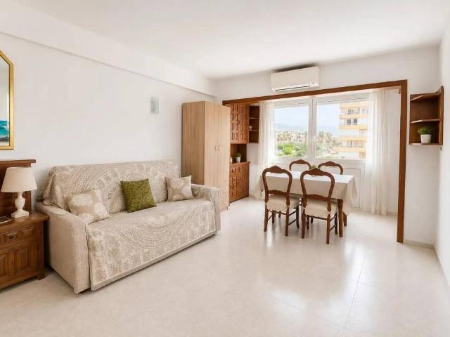 Piso en venta en Torre del Mar, La Axarquía