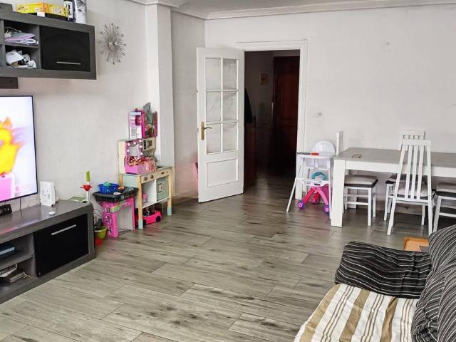 Piso en venta en Venta De Baños, Castilla y León