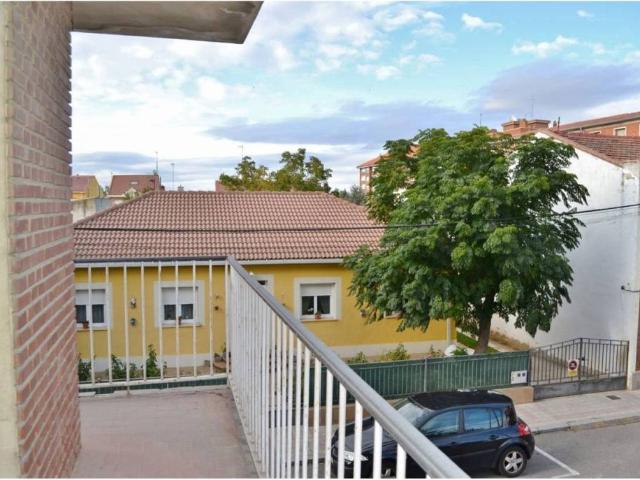 Piso en venta en Venta De Baños, Castilla y León