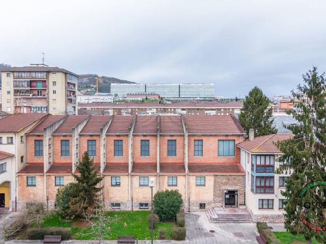 Piso en venta en Centro, Oviedo