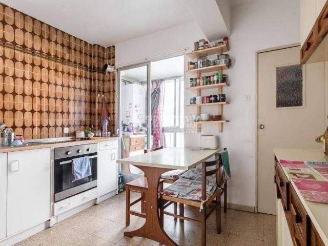 Piso en venta en Madrid, Cortes
