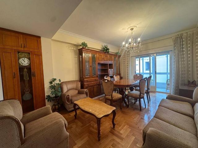 Piso en venta en Centro, Ourense