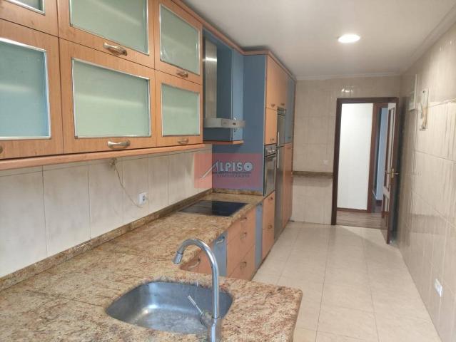 Piso en venta en Centro, Ourense