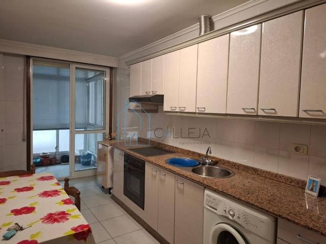 Piso en venta en Centro, Ourense