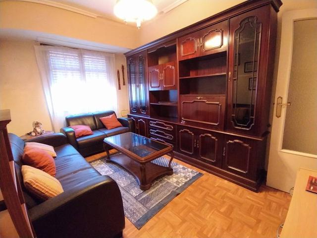 Piso en venta en Avilés, Asturias