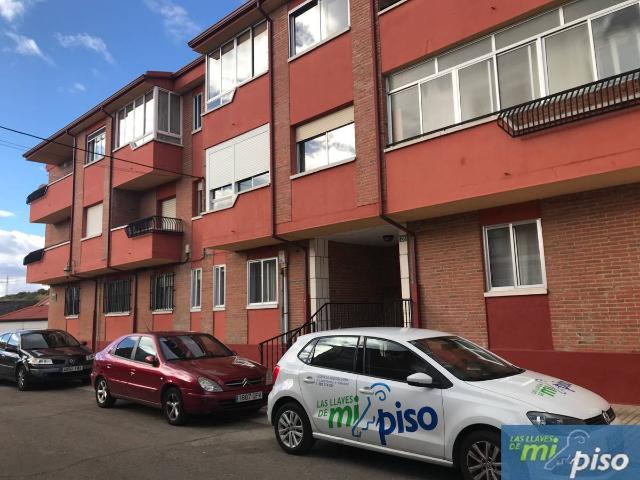 Piso en venta en Viana De Cega, Castilla y León