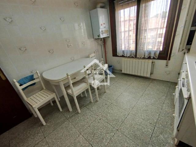 Piso en venta en Estellerria, Navarra