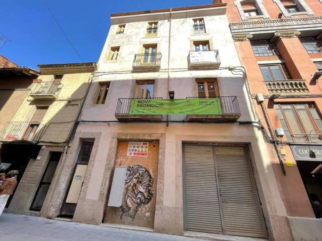 Piso en venta en Barri dels Caputxins, Osona
