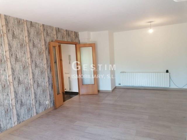 Apartamento en venta en Barri dels Caputxins, Osona