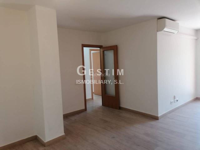 Apartamento en venta en Barri dels Caputxins, Osona