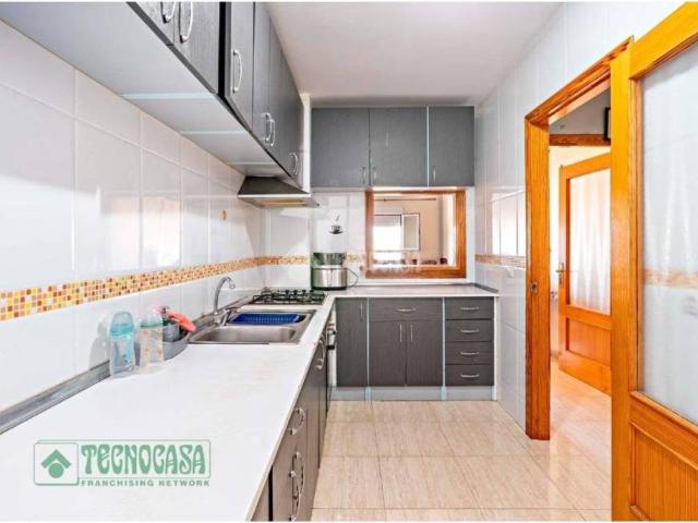 Piso en venta en Vícar, Almería