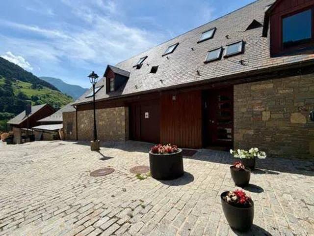 Piso en venta en Montcorbau, Val d'Aran