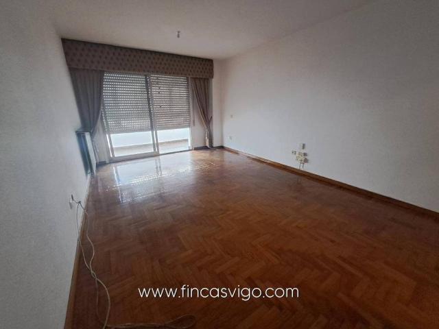 Piso en venta en Vigo, O Cristo da Vitoria
