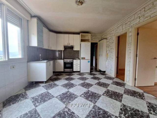 Piso en venta en Lavadores, Vigo