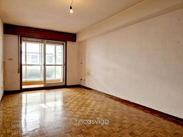 Piso en venta en Lavadores, Vigo