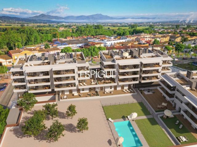 Piso en venta en El Perelló, Gironès