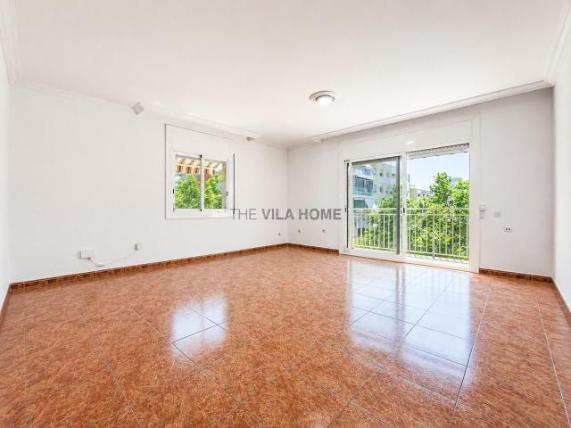 Piso en venta en Plaça de la Sardana, Garraf