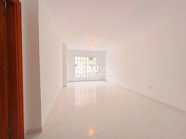 Piso en venta en Los Hoteles, Tenerife