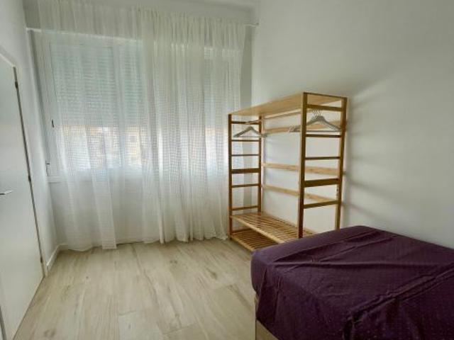 Piso en venta en Villa Del Prado, Madrid