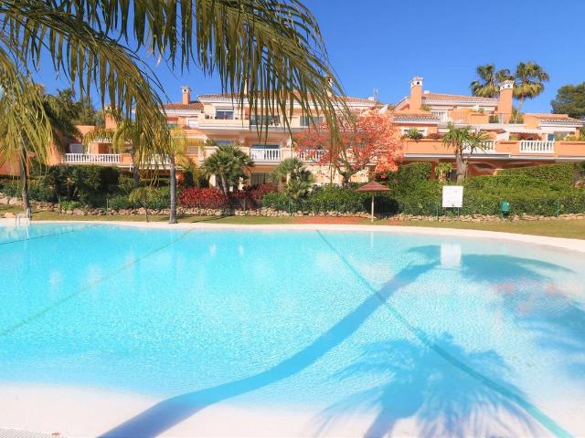 Piso en venta en Barriada Islas Canarias, Costa del Sol Occidental