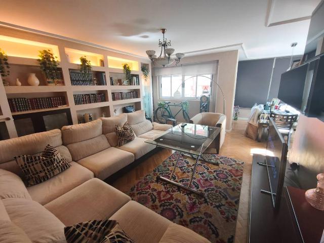 Piso en venta en Móstoles, Madrid