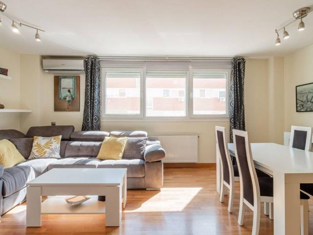 Piso en venta en Los Hueros, Villalbilla