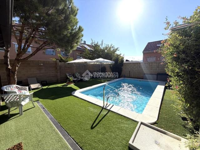 Piso en venta en Villalbilla, Madrid