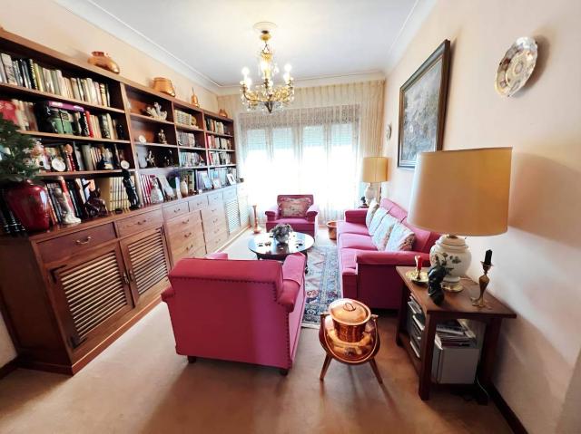 Piso en venta en Avilés, Asturias
