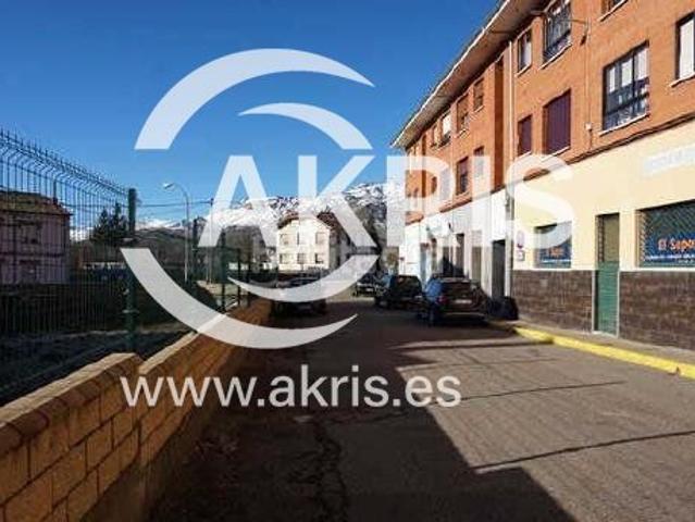 Piso en venta en Villamanín, Castilla y León