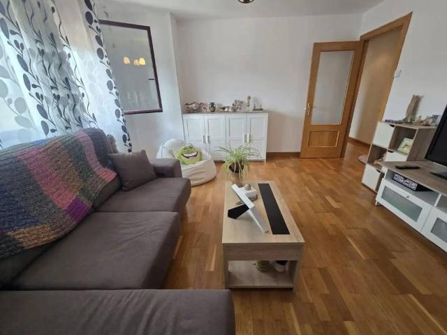 Piso en venta en Villamediana De Iregua, La Rioja