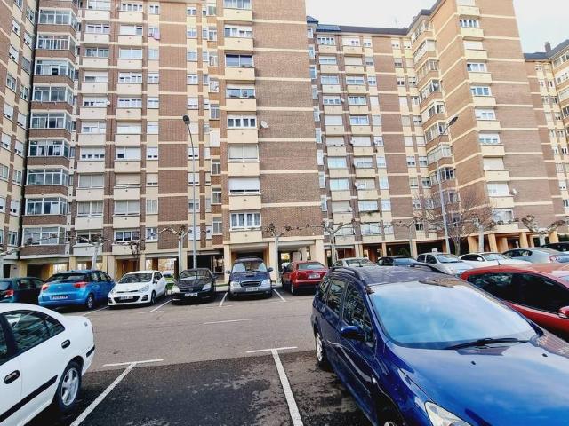 Piso en venta en Villamuriel De Cerrato, Castilla y León