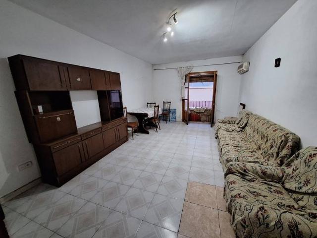 Piso en venta en Villanueva De Castellón