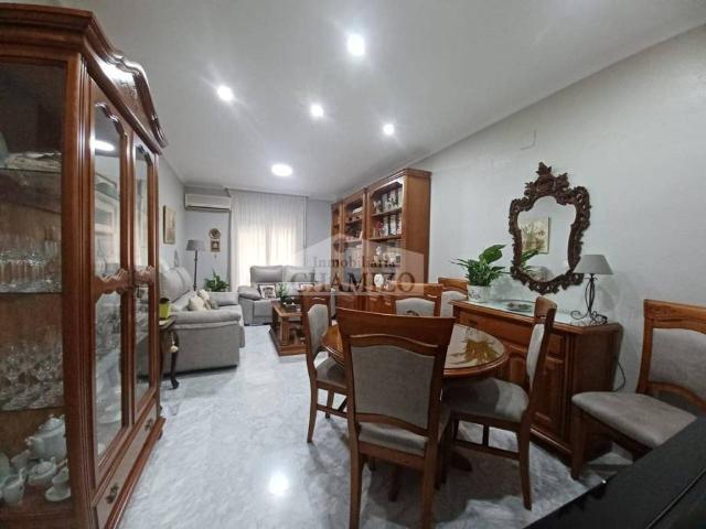 Piso en venta en Villanueva De La Serena, Extremadura